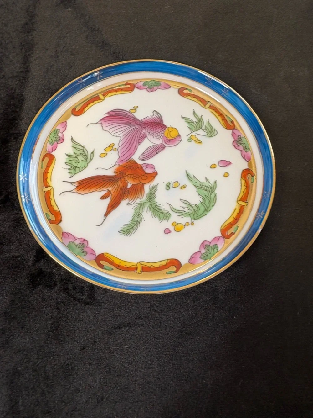 Vintage Chinese Miniature Fish-Themed Tea Serving Set - Picture 10 of 16